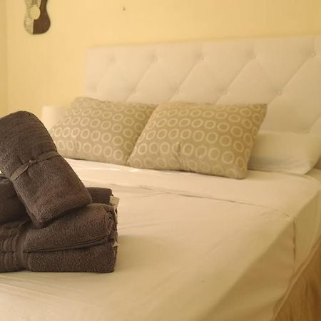 Jardines De Banus Apartments 马尔韦利亚 外观 照片