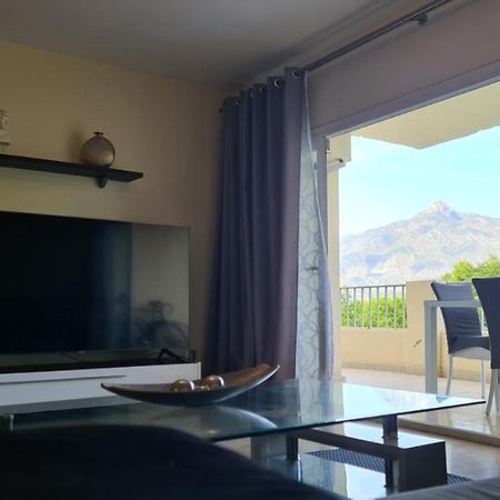 Jardines De Banus Apartments 马尔韦利亚 外观 照片