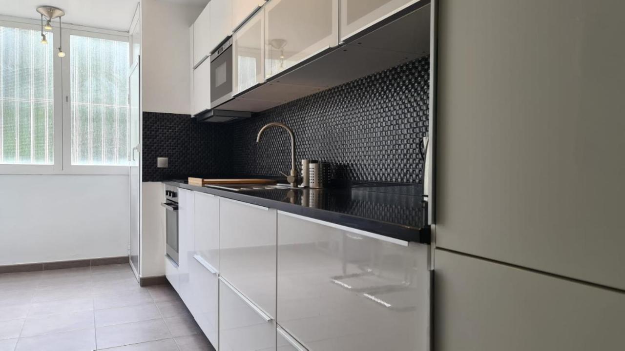 Jardines De Banus Apartments 马尔韦利亚 外观 照片