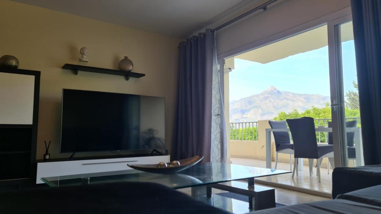 Jardines De Banus Apartments 马尔韦利亚 外观 照片